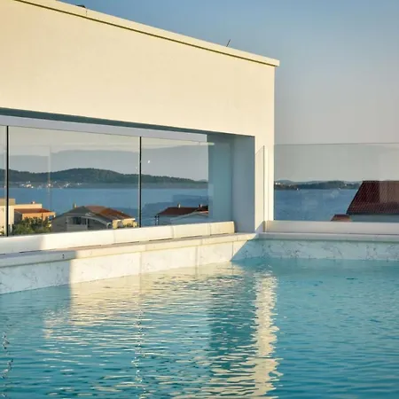 Luxury Villa La Perla With Rooftop Pool